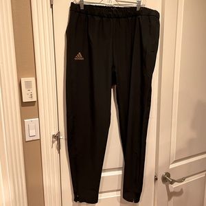 Women’s Adidas black athletic pants size XL
